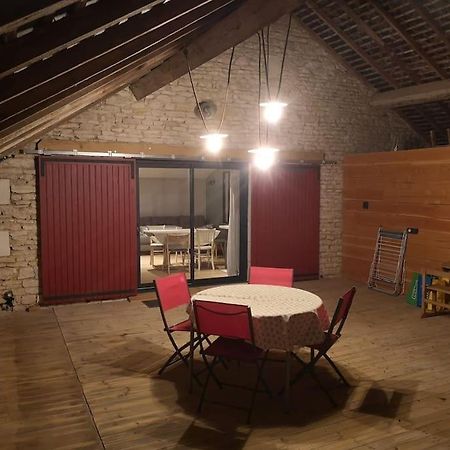 Appartement Le Saint Maur Neuville-de-Poitou Экстерьер фото